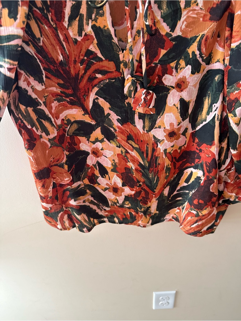 THML Floral Autumn Floral blouse silky long sleeve size XS - Picture 3 of 6